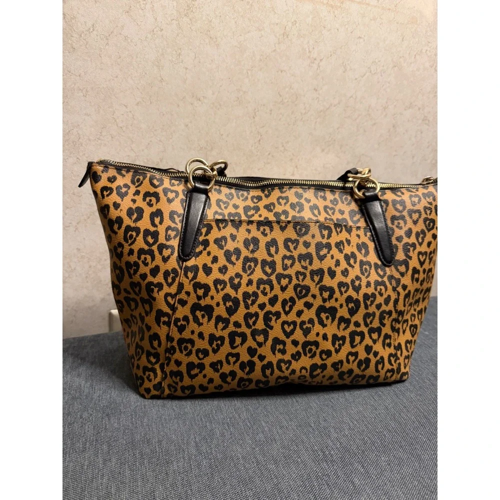 Coach Zip Top Tote Ocelot Leopard Print Heart Pattern Brown Black F23228 - Picture 5 of 8